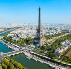 Image of the Eiffel tower from the air